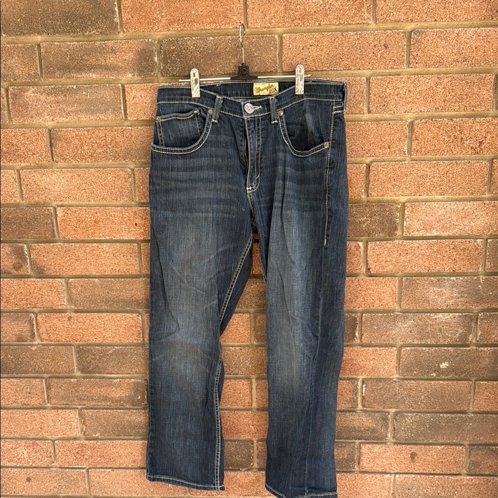 Men's Wrangler Blue Straight Jeans Classic Denim Size 34x 30